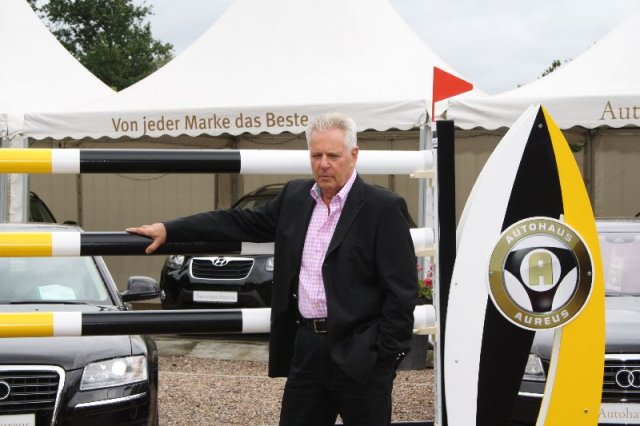 Aureus sponsort Hindernis für Reitverein